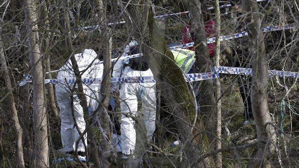 Operativo de búsqueda en el río Arga. EFE. 