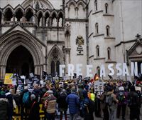 La defensa de Assange alega ante el Tribunal de Londres que se le persigue por motivaciones políticas