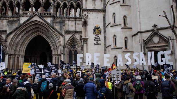 La entrada del Tribunal Superior de Londres, hoy