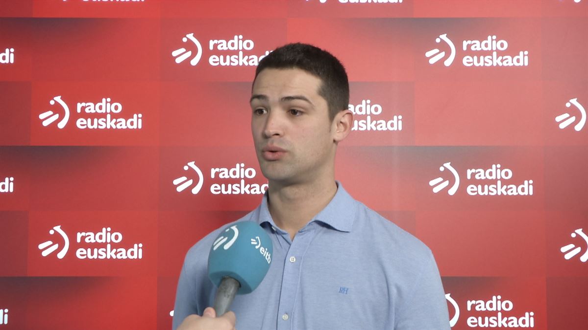 Joseba Diez Antxustegi (EAJ), Radio Euskadin