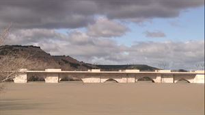 Larrialdi aurreko maila aktibatu dute Ebro ibaiak Tuteran izango duen ur-goraldiagatik