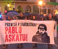 Una manifestación en Gernika y una concentración en Madrid reclaman la puesta en libertad de Pablo González