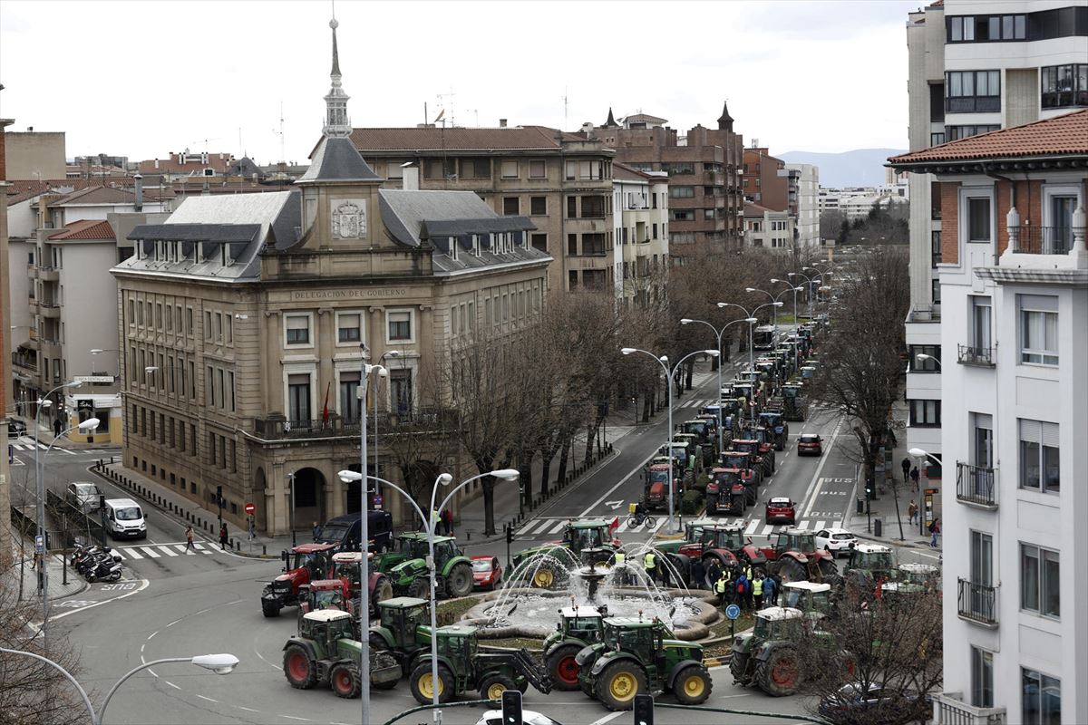 Tractores en Pamplona, este jueves. Foto: EFE
