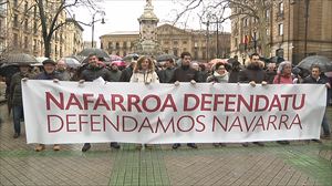 122 alcaldes y alcaldesas de Navarra defienden el autogobierno ante la anulación del traspaso de Tráfico