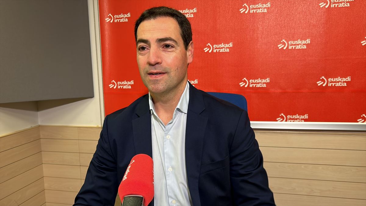 Imanol Pradales EAJren lehendakarigaia Euskadi Irratian