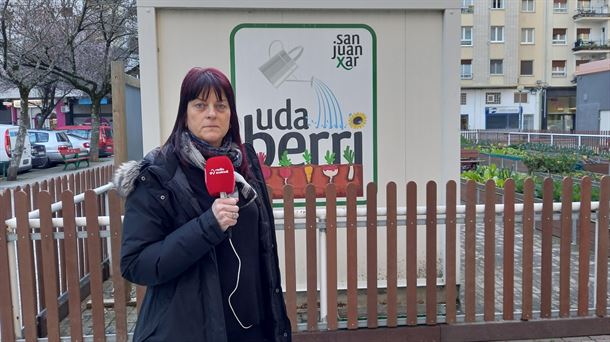 Aitziber Berrueta, hija de Ángel Berrueta, entrevistada en el programa Boulevard de Radio Euskadi. 