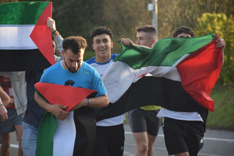 Korrika con la causa Palestina. Foto: korrika.eus