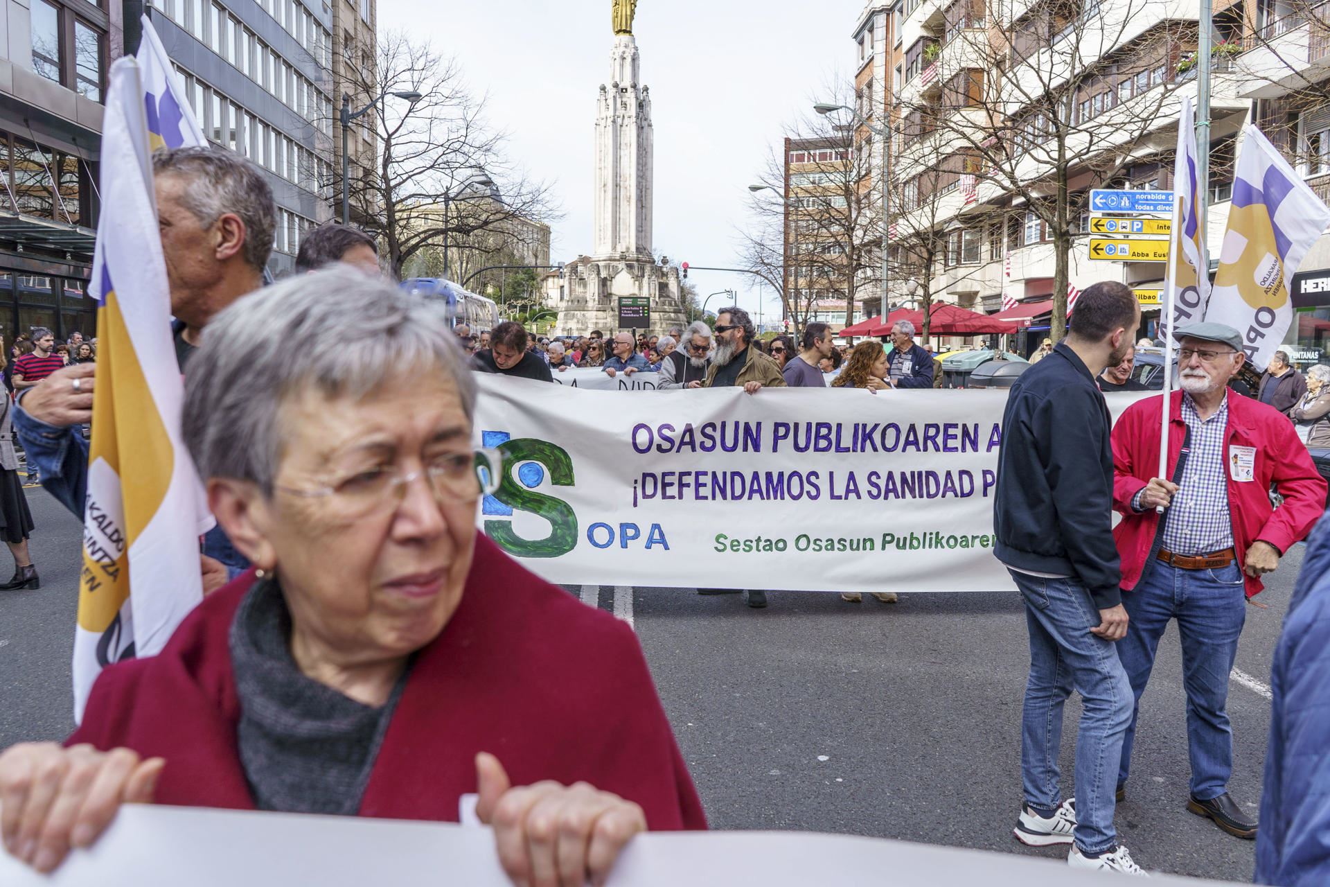 Pentsiodunek ere bat egin dute protestarekin. EFE. 