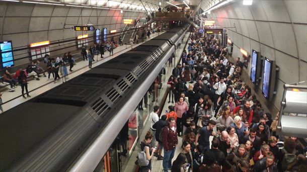 Aglomeraciones en el metro