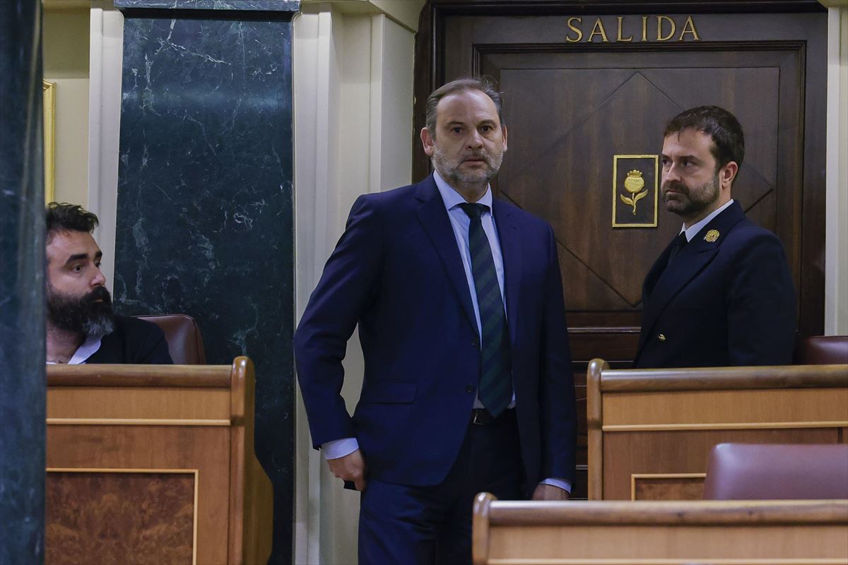 El exministro de Transportes José Luis Ábalos, ahora en el Grupo Mixto del Congreso. Foto: EFE