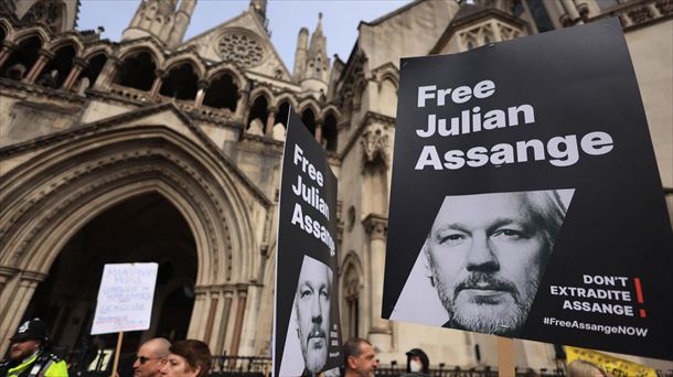 Protestas hoy contra la extradición de Assange. 