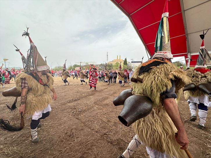 Afición rojiblanca en Sevilla. EITB
