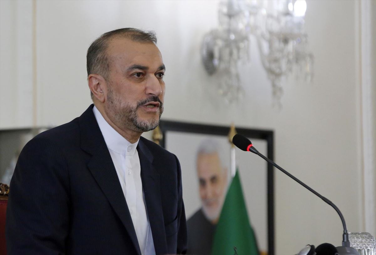 Hossein Amir-Abdoulahian Irango Atzerri ministroa. EFE. 