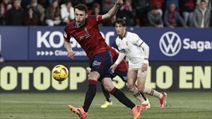 Osasunak penalti bat huts egin du 96. minutuan eta ezin izan du punturik batu Valentziaren aurka (0-1)