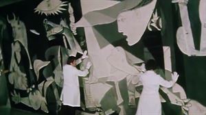 El traslado del 'Guernica' de Picasso de Berlanga, una película que pudo haber sido y no fue