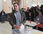 El candidato jeltzale a lehendakari Imanol Pradales, en su cita con las urnas