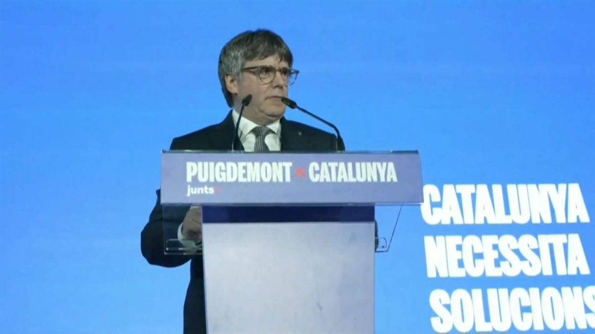 Puigdemont: ''Conocemos mejor que ellos la Justicia, la prensa patriótica, por eso salimos llorados de casa''