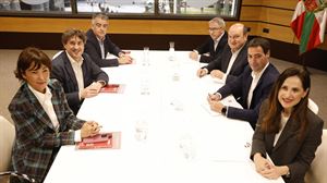 PNV y PSE-EE ratifican este lunes el preacuerdo para conformar el Gobierno Vasco de coalición