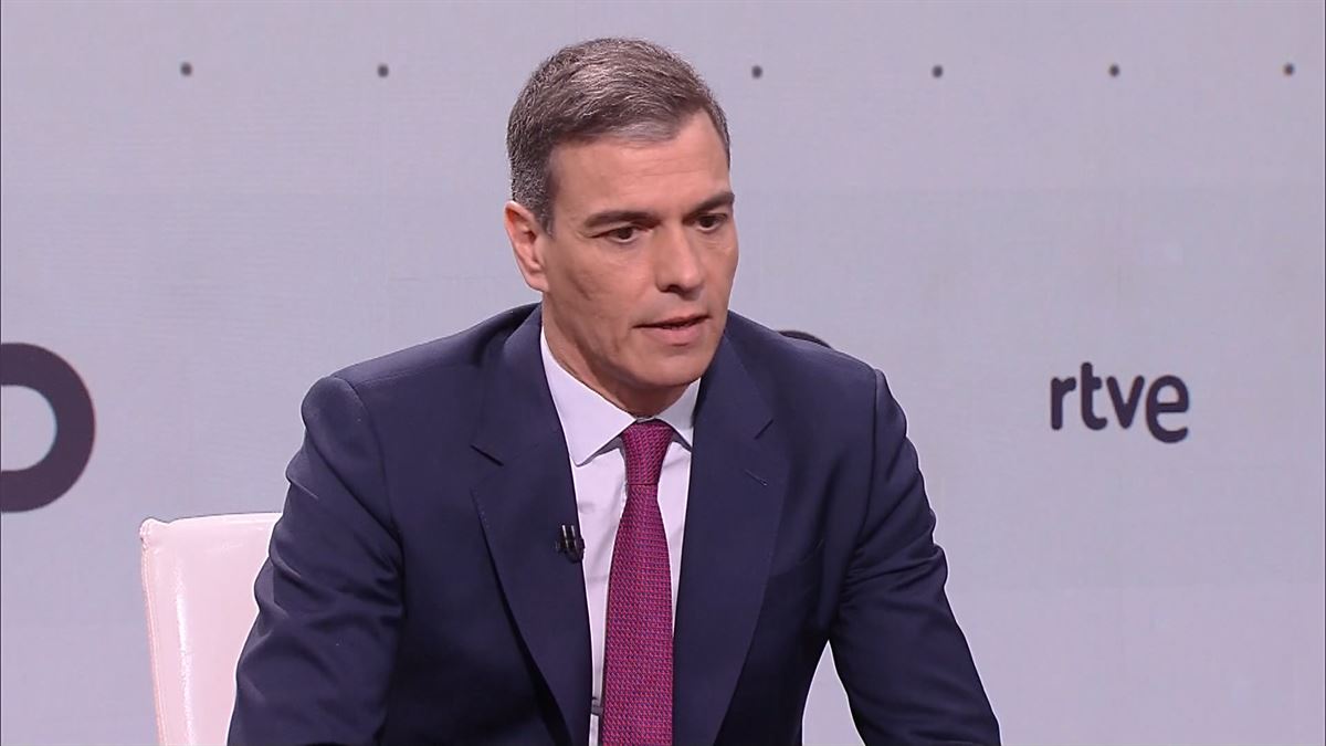 Pedro Sanchez Espainiako gobernuburua TVEn egindako elkarrizketan.