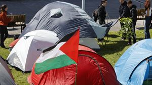 Comienzan las acampadas a favor de Palestina en las universidades de Hego Euskal Herria