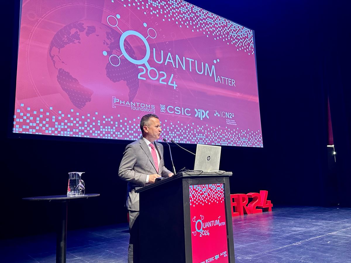 Jokin Bildarratz en el Quantum Matter International Conference
