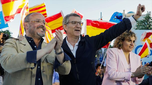 El acto de cierre de campaña del PPC. Foto: EFE