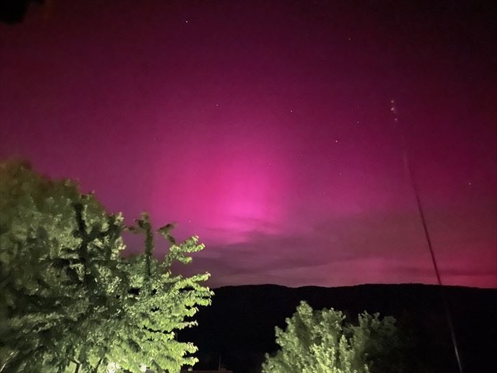 Aurora boreal en Barrundia. Foto: Nerea Iztueta