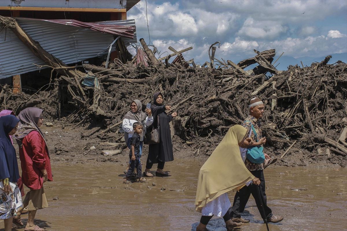 Inundaciones en Indonesia. Foto: EFE.