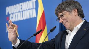 Puigdemont anuncia que ha emprendido su regreso y convoca a los medios mañana a las 09:00 en Barcelona