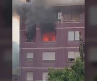 Cinco personas han resultado heridas en un incendio declarado en el cuarto piso de una vivienda de Bermeo