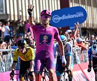Jonathan Milan consigue su tercera victoria en el Giro de Italia