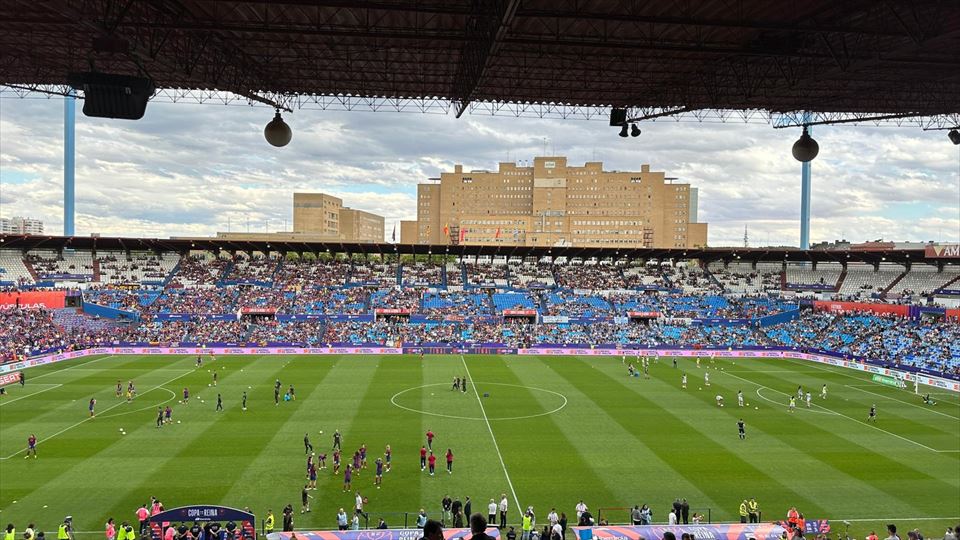 Ambiente previo al partido. Foto: Euskadi Irratia