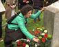 Galdakao recuerda con una ofrenda floral a las personas fallecidas en el bombardeo franquista de 1937