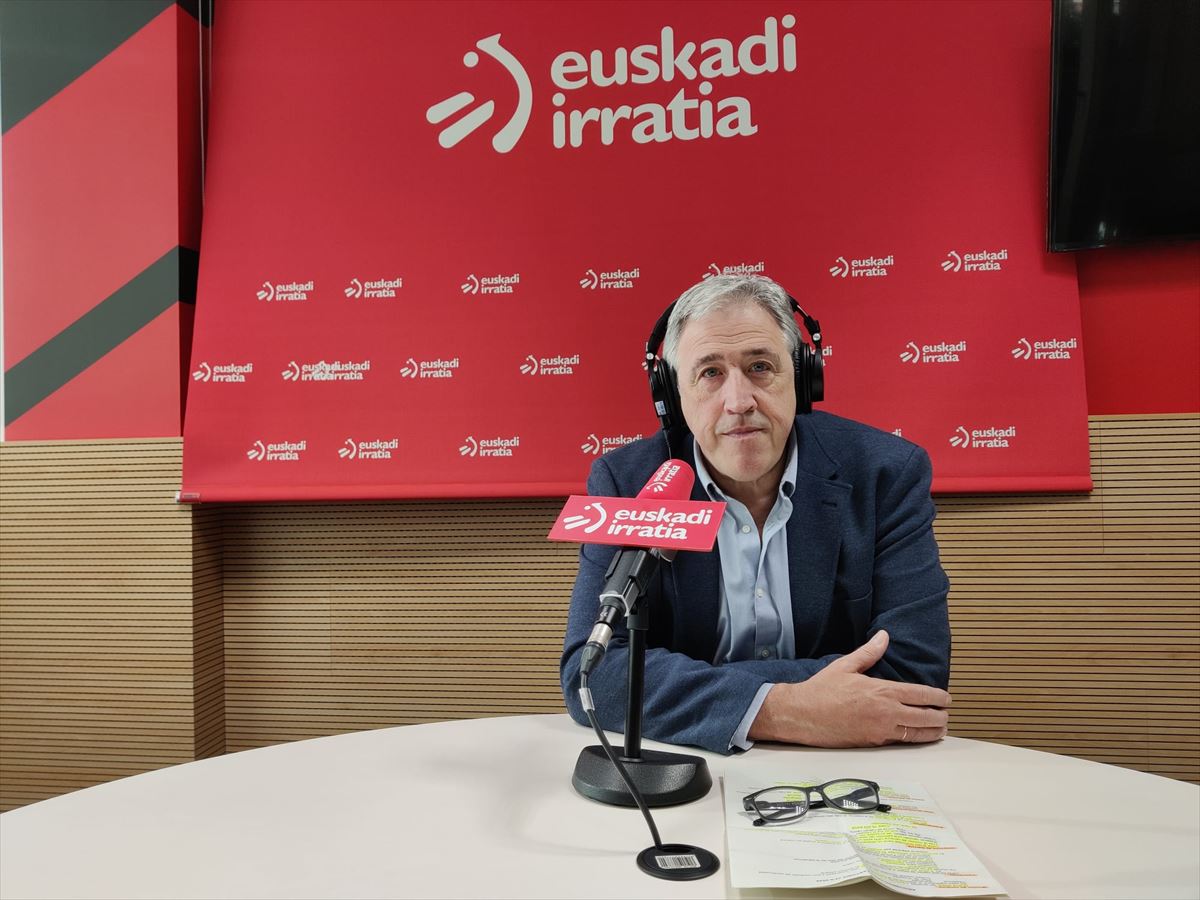 El alcalde de Pamplona, Joseba Asiron, en Euskadi Irratia