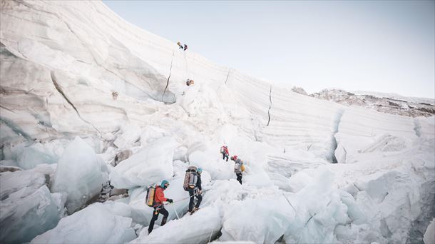 Kami Rita Sherpak 30. aldiz lortu du Everest igotzea