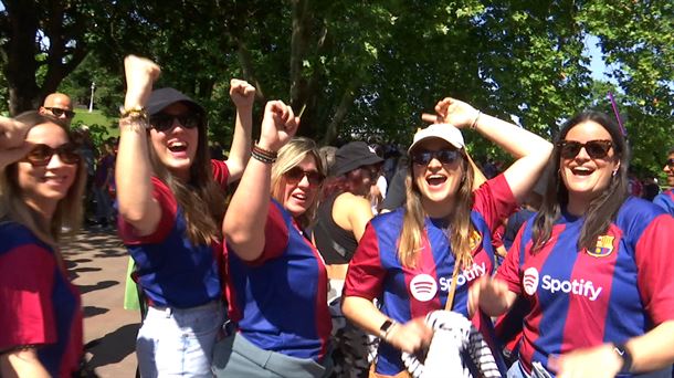 Ambiente festivo en Bilbao por la final de la Champions