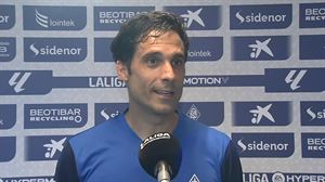 Etxeita: ''El empate ha sido justo y seguimos vivos''