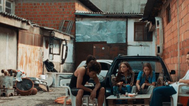 Zinemagileen Artean proyectará "Phantom youth", de la cineasta kosovar Luàna Bajrami