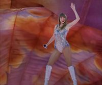 Taylor Swift, Madrilen: lehen kontzertua, publikoaren harrera izugarria eta aurpegi ezagunak