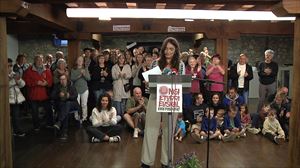 Plentziaren independentzia aldarrikapenak beste udalerri batzuei bidea irekitzea espero du Ehunek