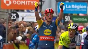 Mads Pedersenek irabazi du Dauphine Kriteriumeko aurreneko etapa, esprintean, eta lehenengo liderra da