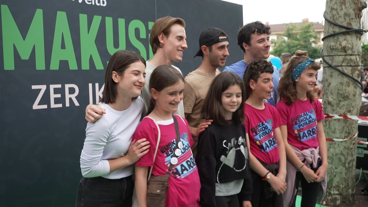 Jaia eta aldarrikapena zabaldu ditu Ordizian Euskal Eskola Publikoaren festak