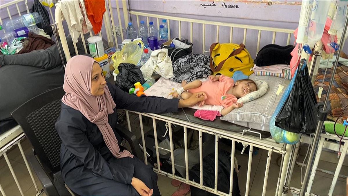 Una niña en un hospital de Gaza (Palestina).