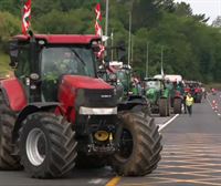 Los tractores abandonan la frontera tras 24 horas de protesta