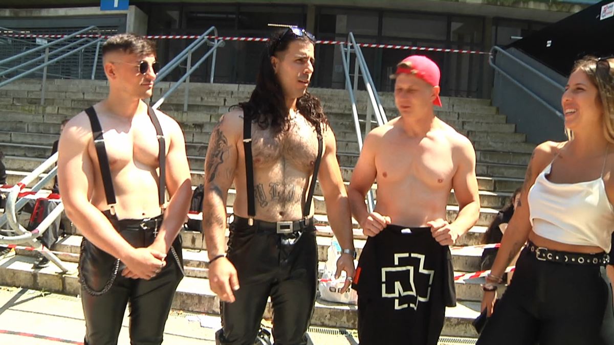 Seguidores de Rammstein. Imagen obtenida de un vídeo de EITB Media.