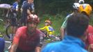 Así ha sido la caída que ha originado la neutralización del final de la quinta etapa del Critérium Dauphiné