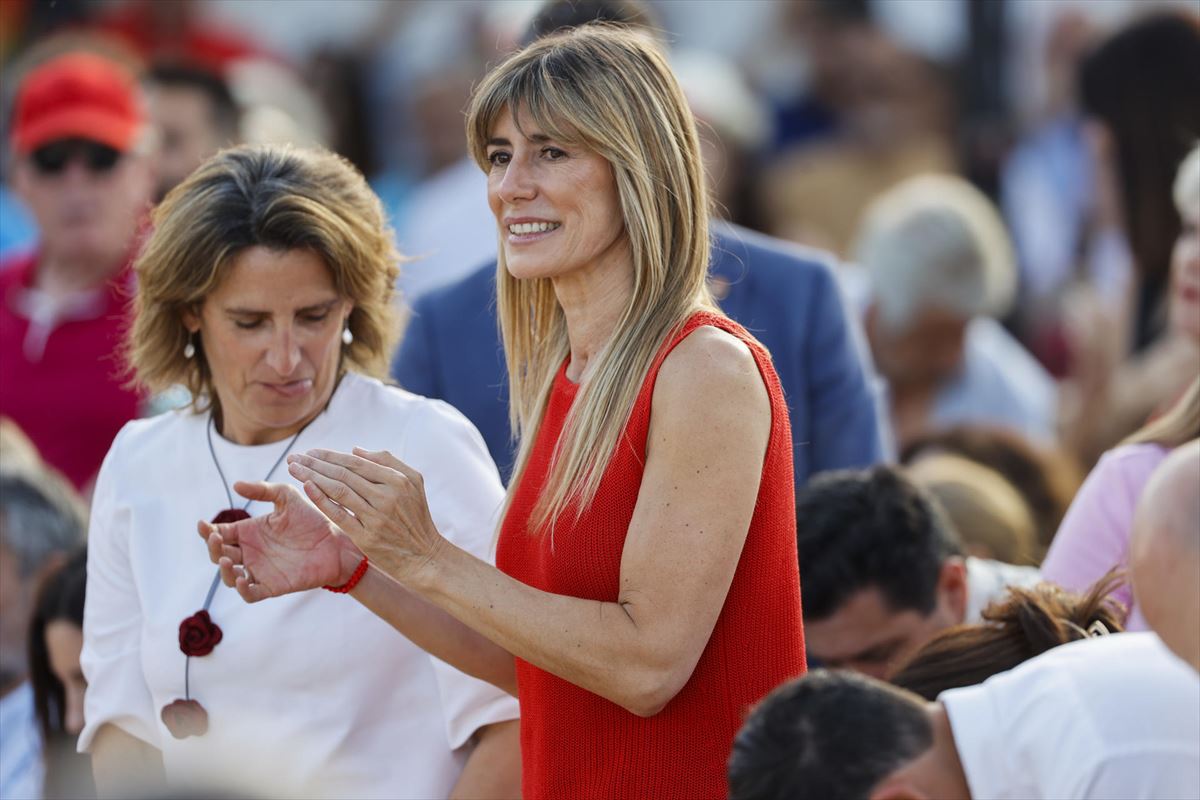 Begoña Gomez PSOEren ekitaldi batean, Benalmadenan (Malaga). Argazkia: EFE