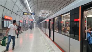 Una avería en Metro Bilbao genera ''demoras leves'' y afecta a multitud de estudiantes en la EAU