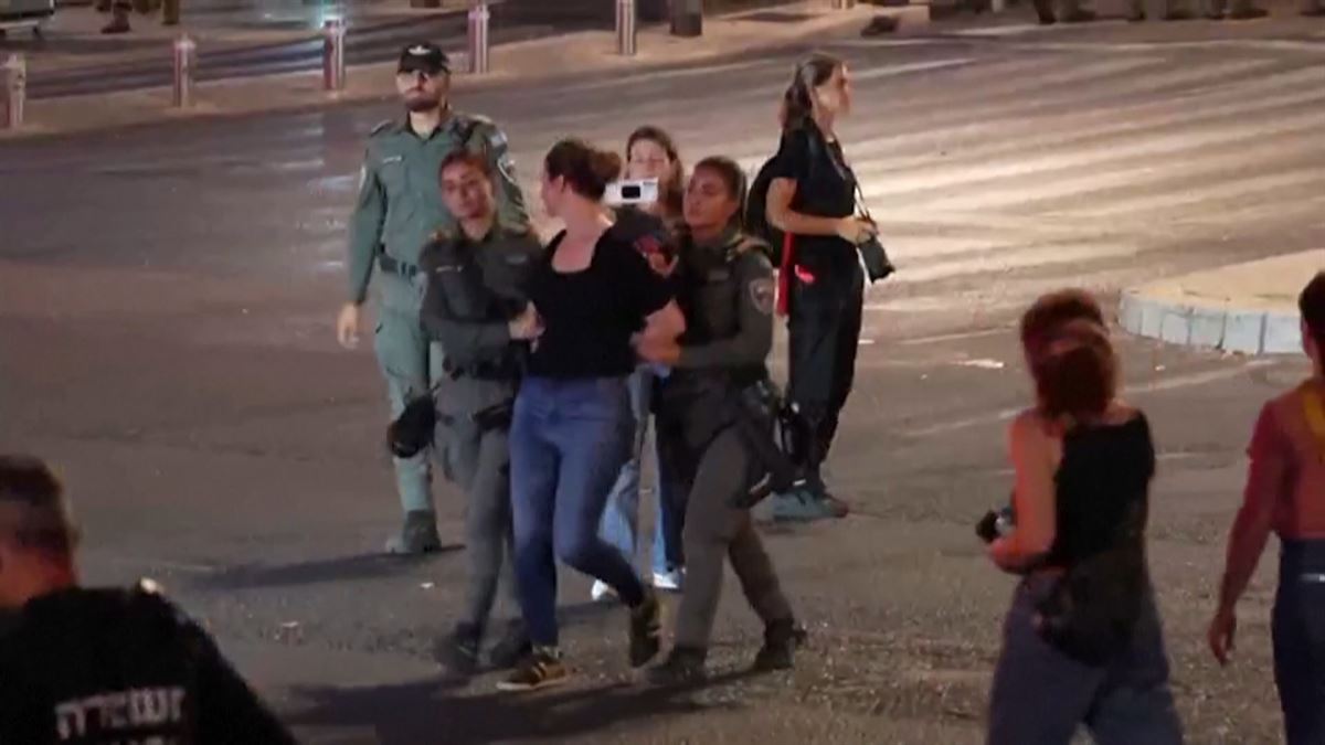 La Policía israelí detiene a más de 30 personas en Tel Aviv en las protestas contra el Gobierno