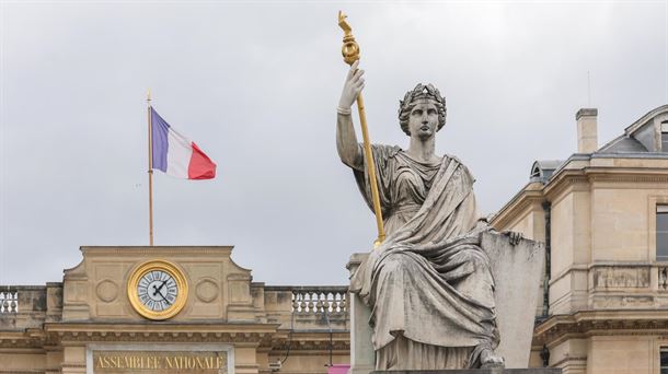 Les partis de gauche français concluent un accord pour former un « nouveau front populaire »